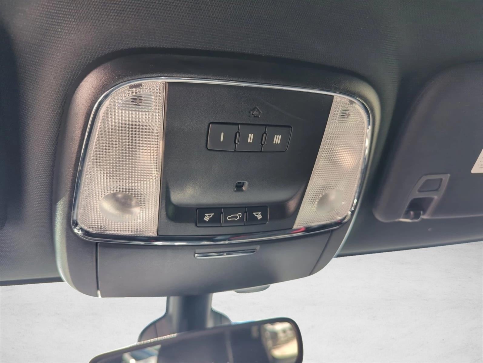 2019 Jeep Grand Cherokee Altitude 4x2