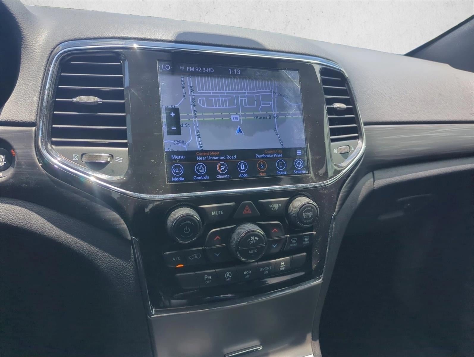 2021 Jeep Grand Cherokee Laredo X 4x4
