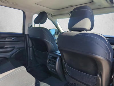 2024 Jeep Grand Cherokee Laredo X 4x2