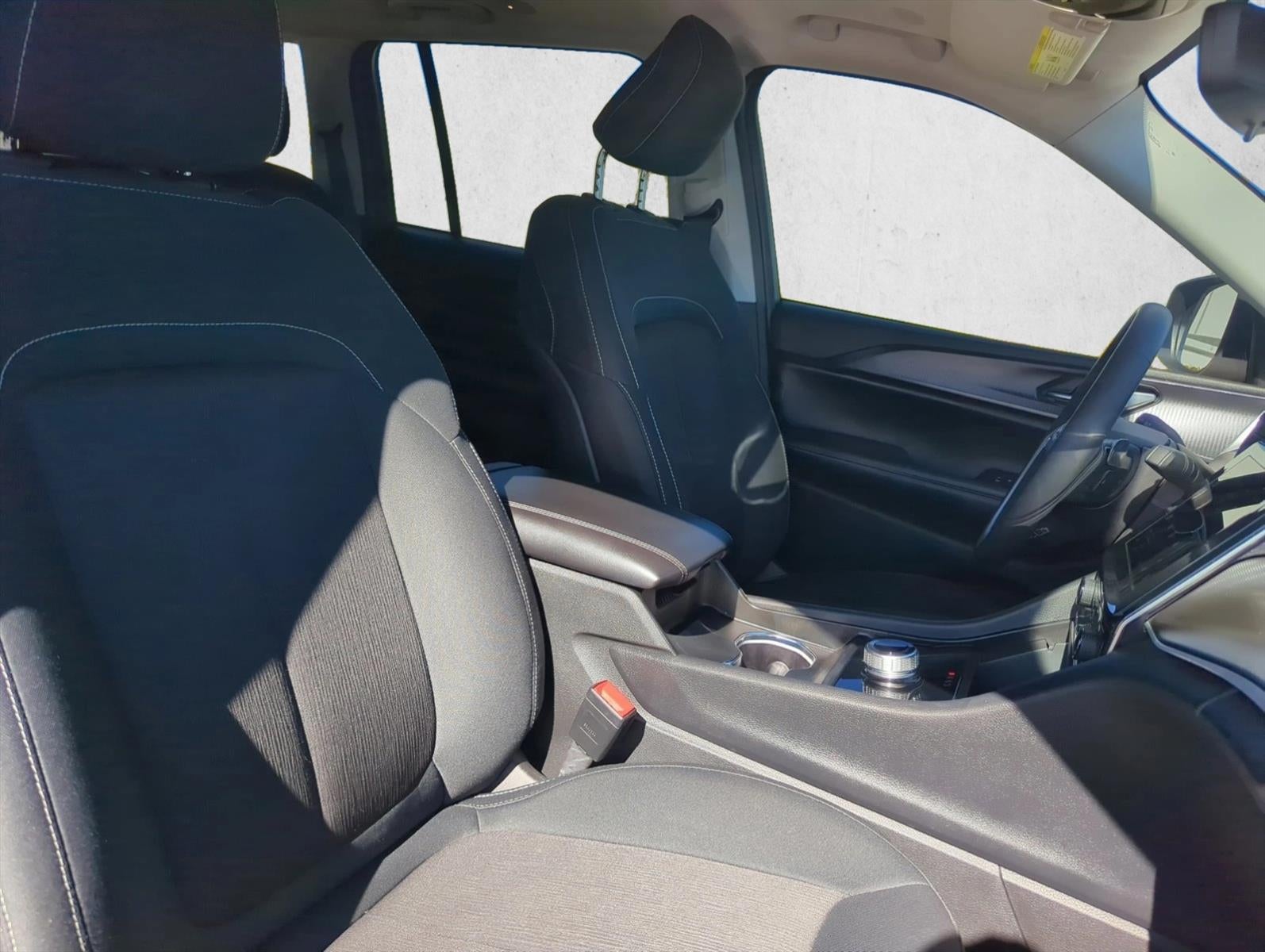 2024 Jeep Grand Cherokee Laredo X 4x2