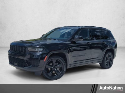 2023 Jeep Grand Cherokee Altitude 4x2