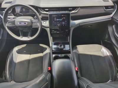 2023 Jeep Grand Cherokee Altitude 4x2