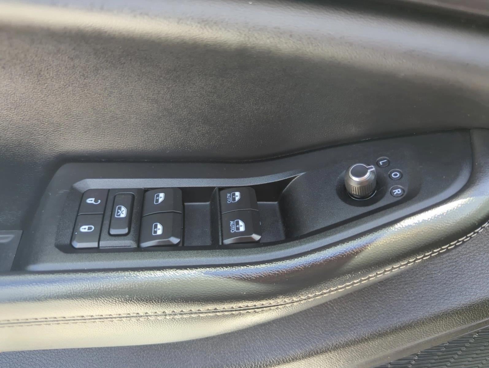 2023 Jeep Grand Cherokee Altitude 4x2