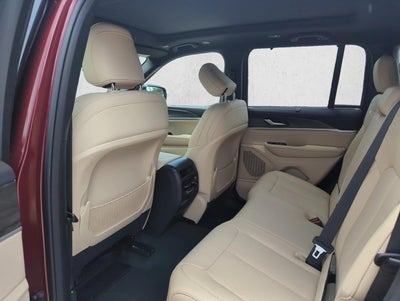 2025 Jeep Grand Cherokee Limited 4x2