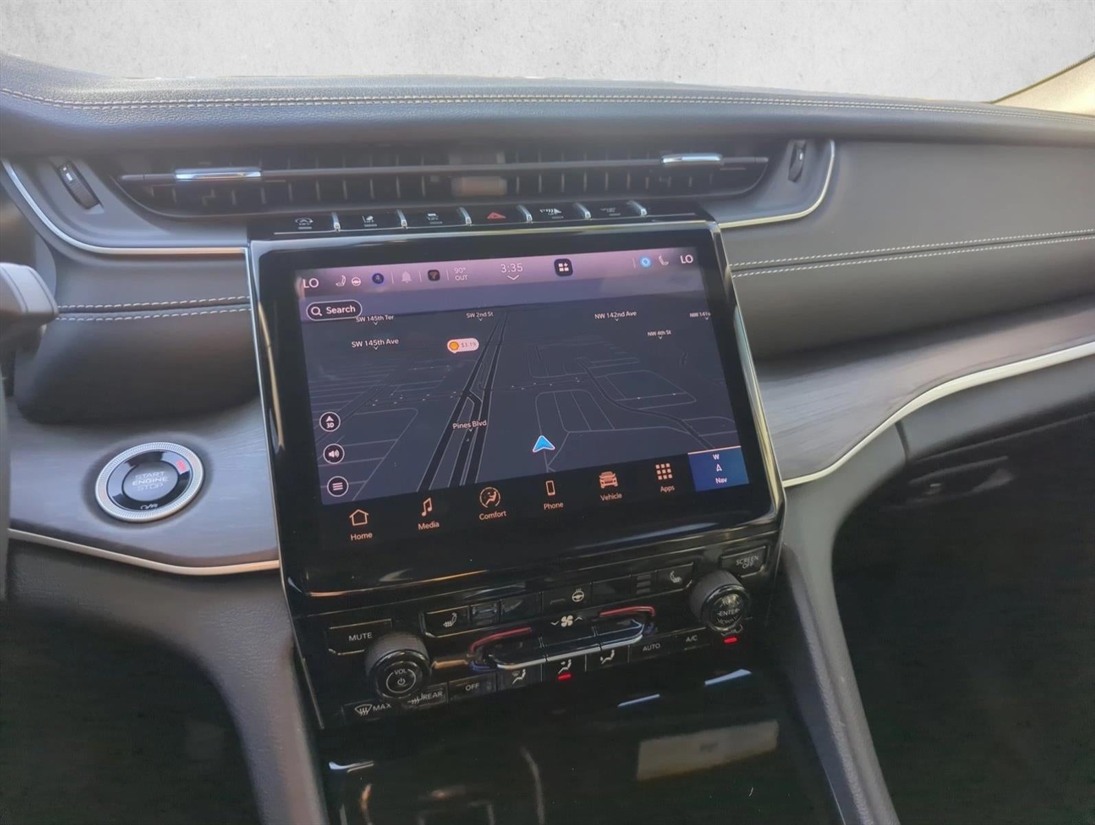 2025 Jeep Grand Cherokee Limited 4x2