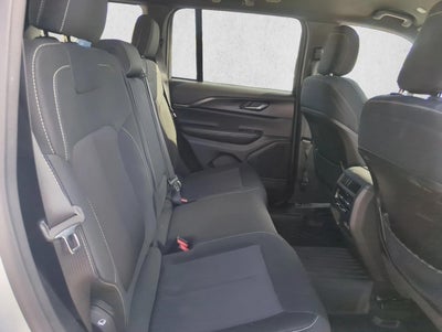 2024 Jeep Grand Cherokee Laredo 4x4