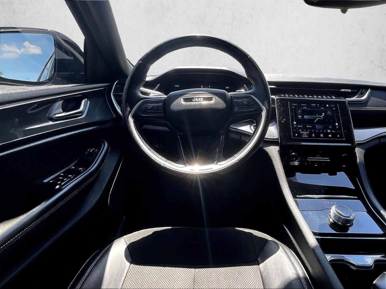 2022 Jeep Grand Cherokee L Altitude 4x2