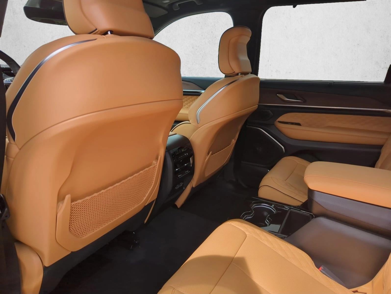 2025 Jeep Grand Cherokee L Summit 4x4