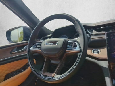 2025 Jeep Grand Cherokee L Summit 4x4