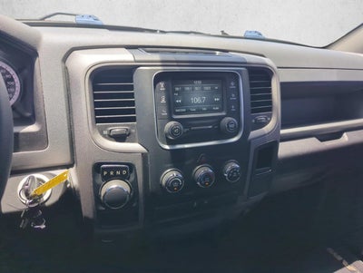2018 RAM 1500 Express 4x2 Crew Cab 5'7" Box