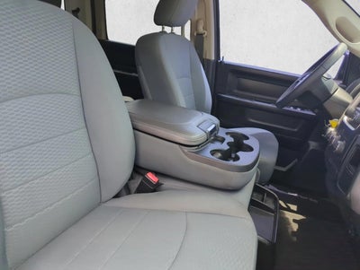 2018 RAM 1500 Express 4x2 Crew Cab 5'7" Box