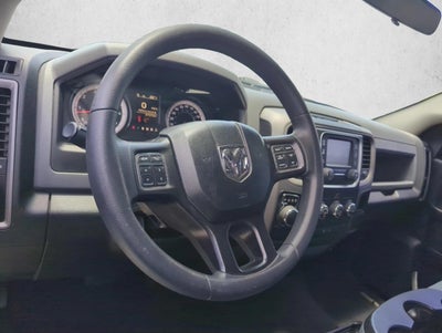 2018 RAM 1500 Express 4x2 Crew Cab 5'7" Box