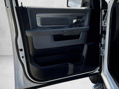 2020 RAM 1500 Classic SLT 4x2 Crew Cab 6'4" Box