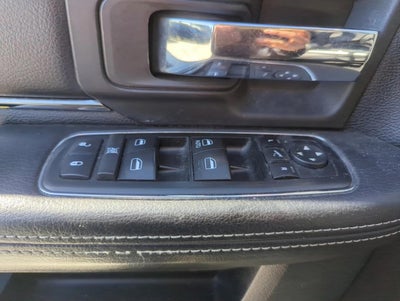 2017 RAM 1500 Night 4x4 Crew Cab 5'7" Box