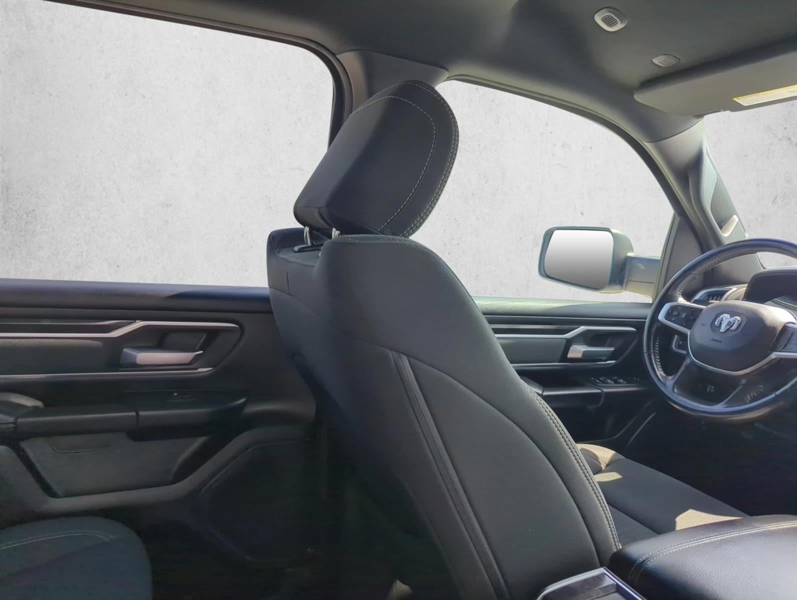 2022 RAM 1500 Big Horn 4x2 Crew Cab 5'7" Box