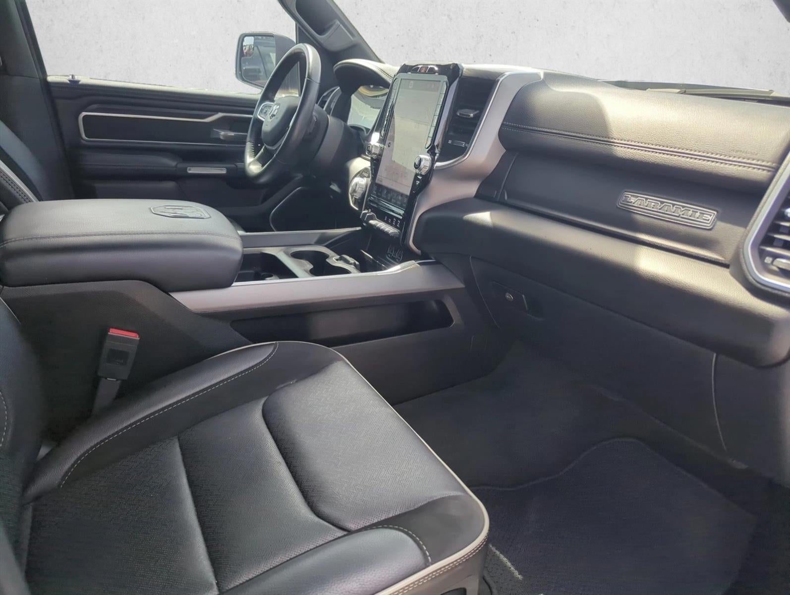 2023 RAM 1500 Laramie 4x2 Crew Cab 5'7" Box