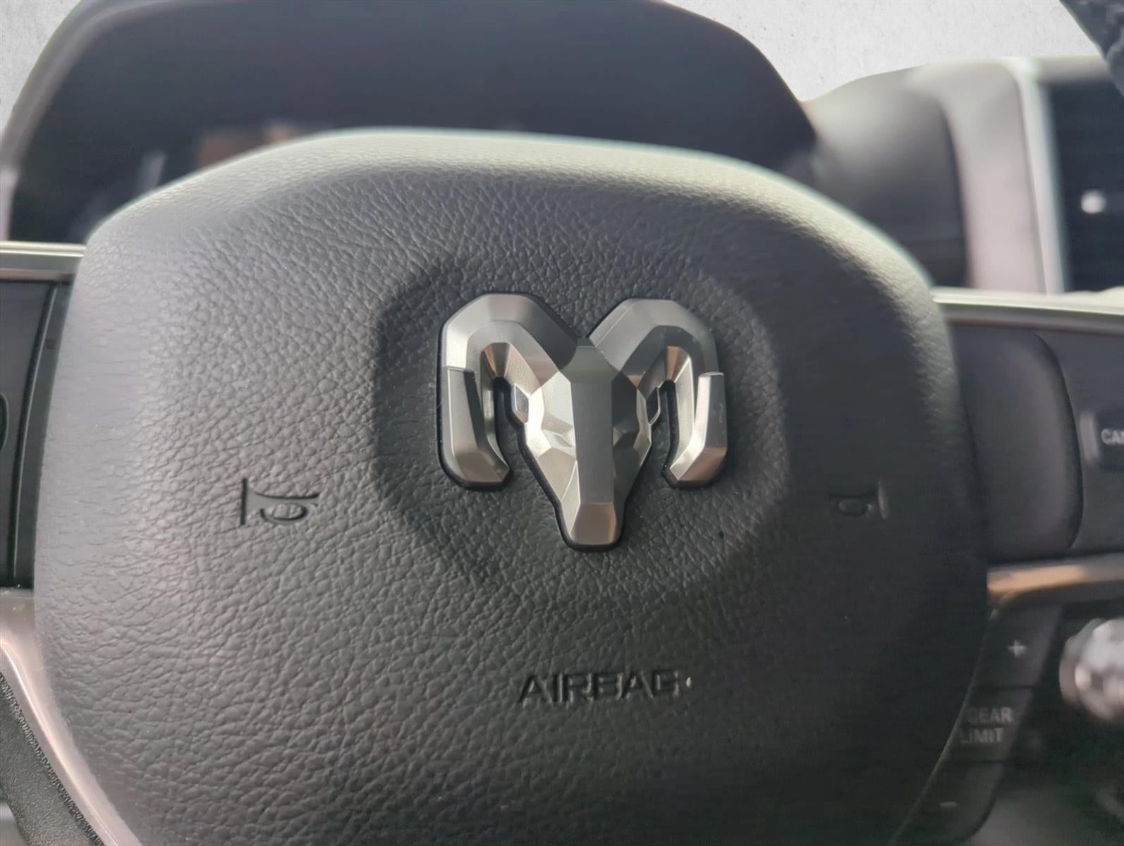 2023 RAM 1500 Laramie 4x2 Crew Cab 5'7" Box