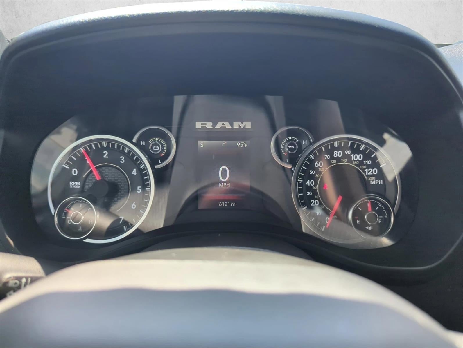 2025 RAM 1500 Tradesman 4x4 Quad Cab 6'4" Box