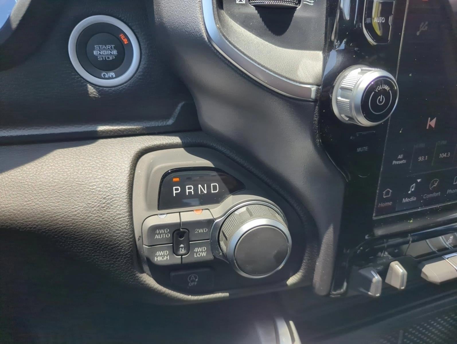 2026 RAM 1500 Big Horn 4x4 Crew Cab 5'7" Box