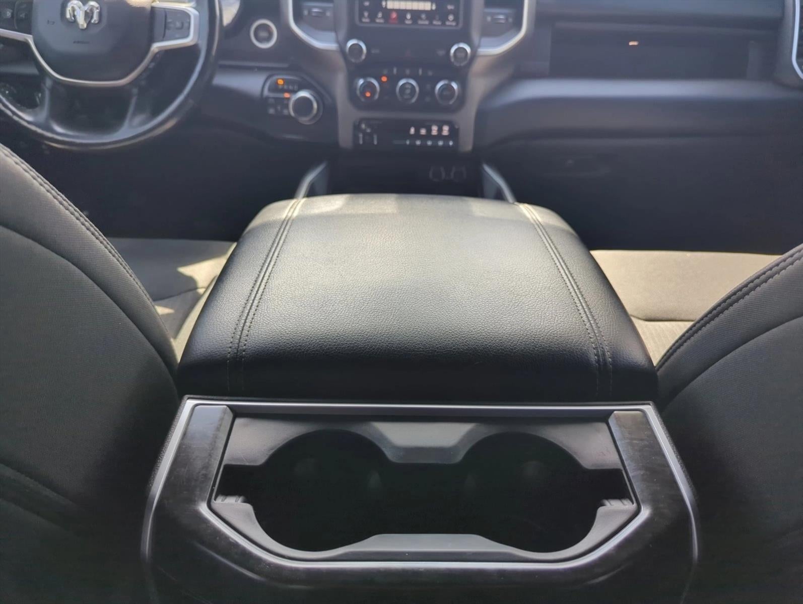 2020 RAM 1500 Big Horn 4x4 Crew Cab 5'7" Box