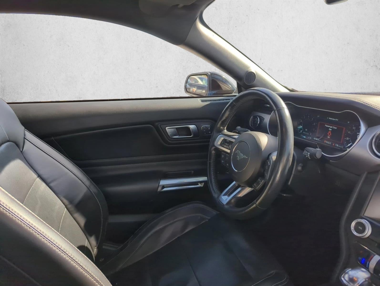 2022 Ford Mustang EcoBoost Premium Fastback