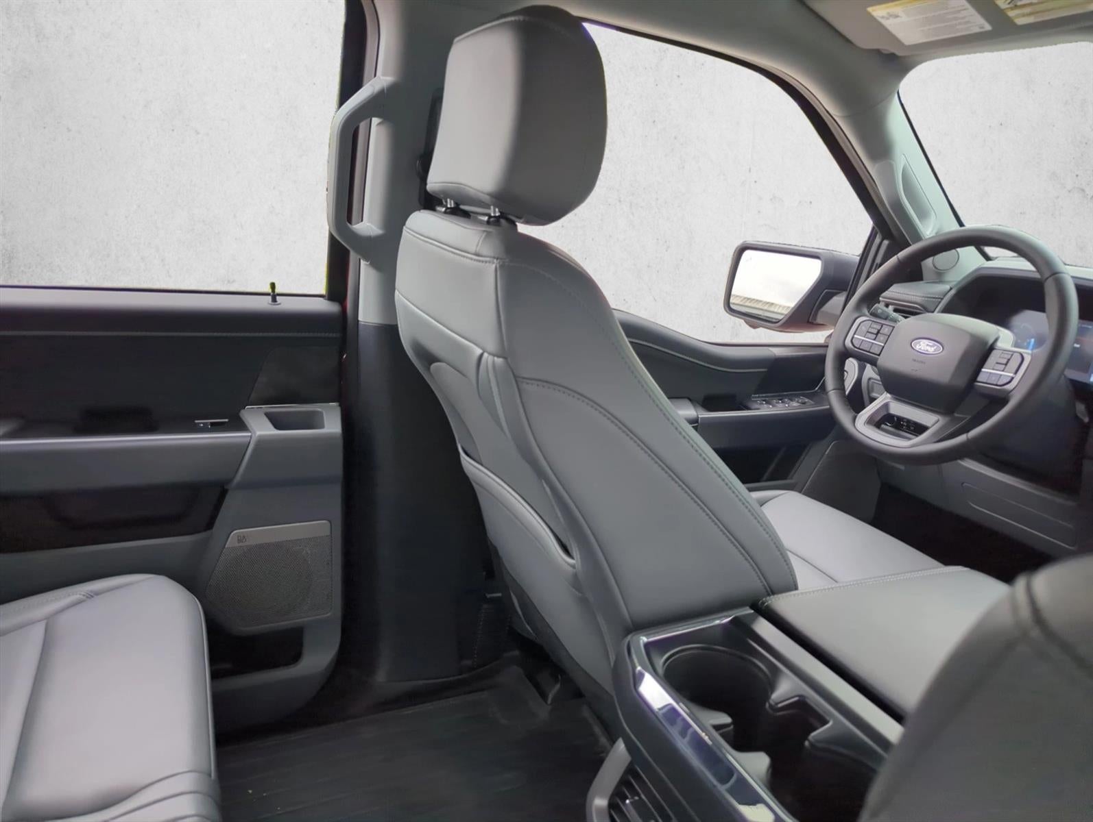 2025 Ford F-150 Lightning Flash 4WD SuperCrew 5.5' Box