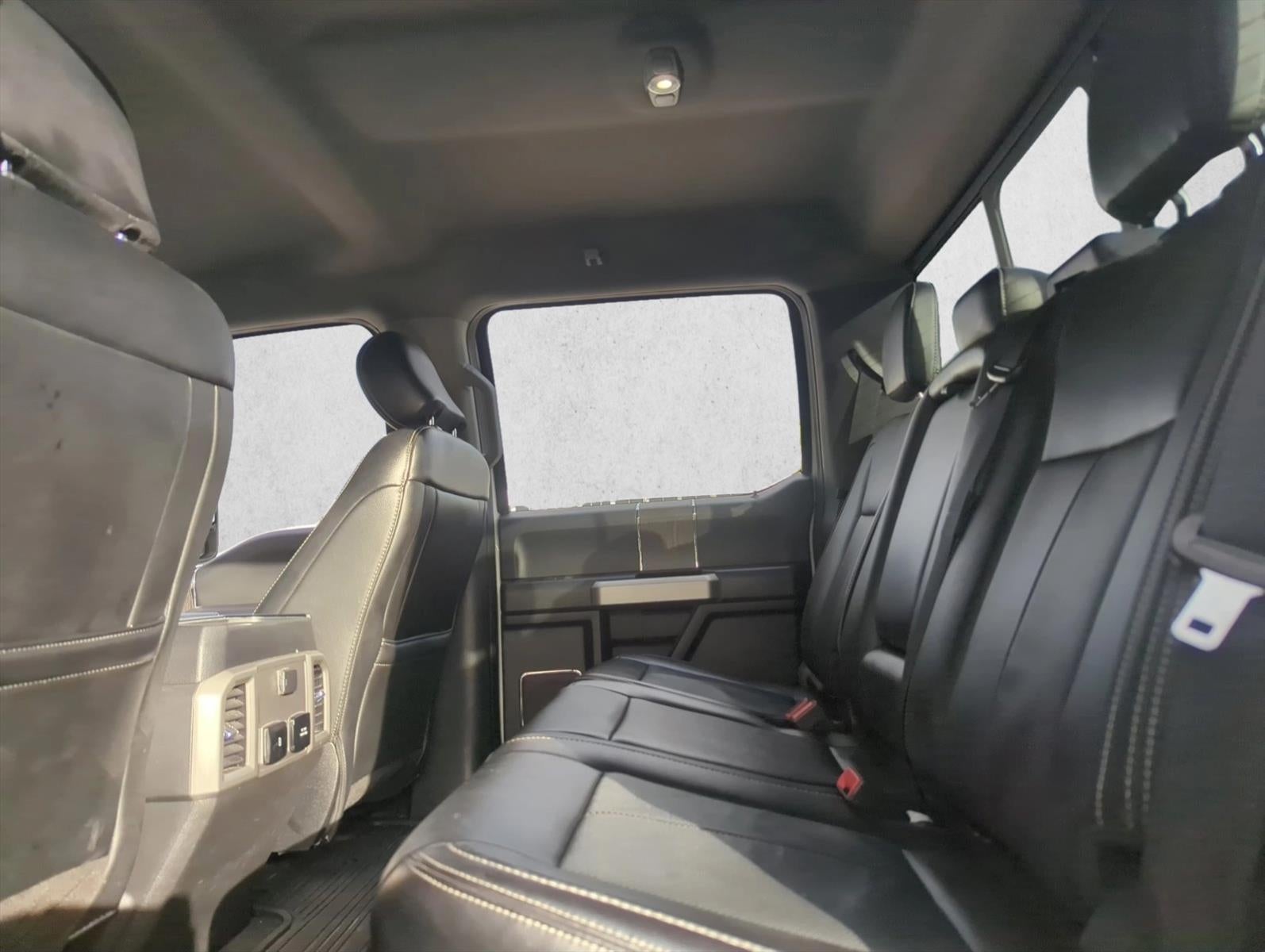 2021 Ford Super Duty F-250 SRW LARIAT 4WD Crew Cab 6.75' Box