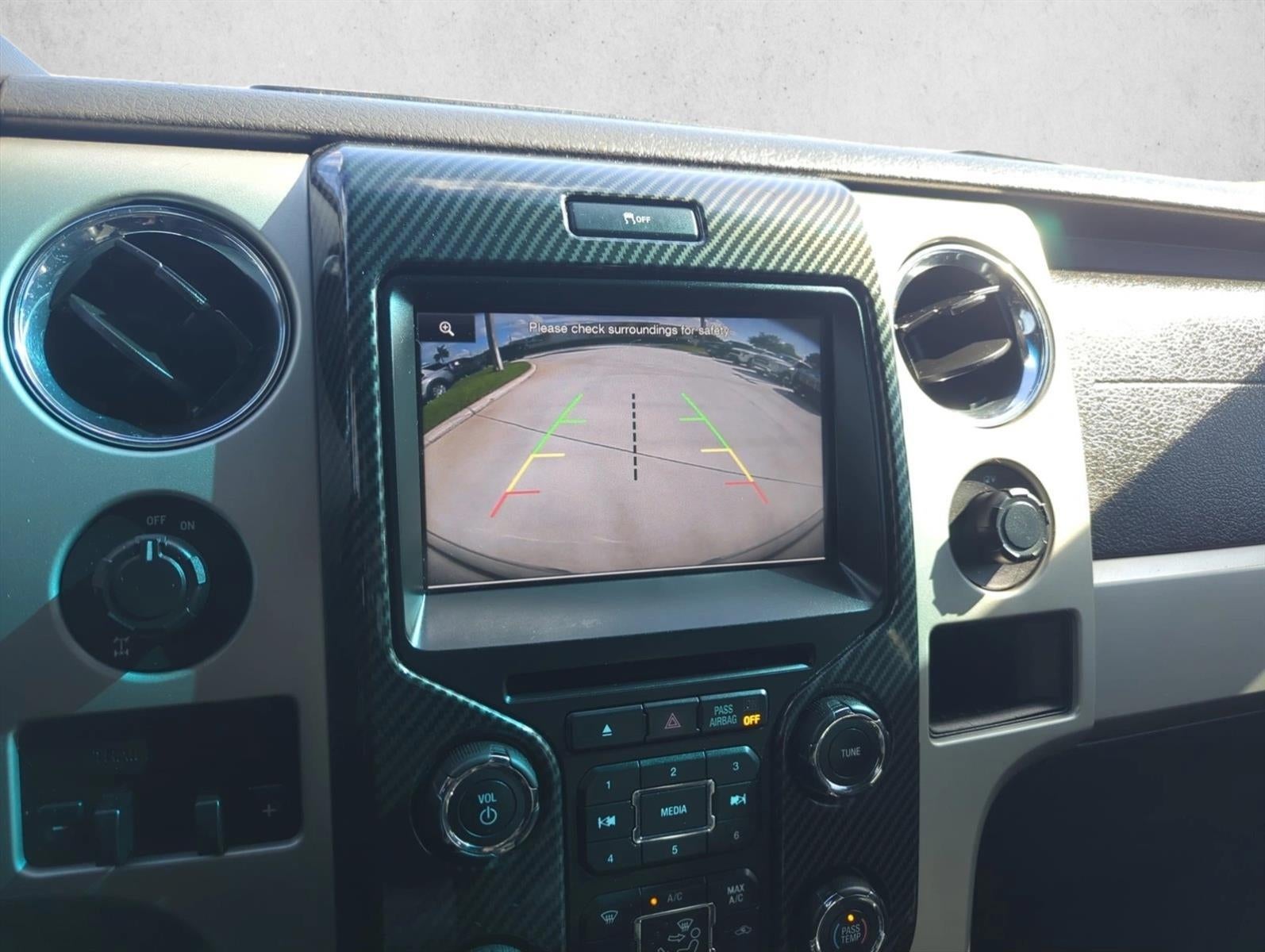 2014 Ford F-150 2WD SuperCrew 5-1/2 Ft Box FX2