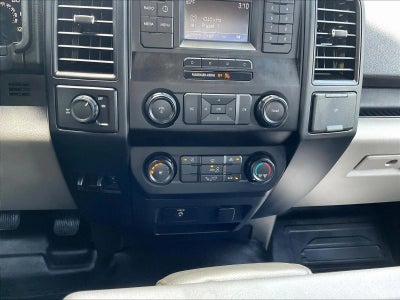 2016 Ford F-150 2WD Regular Cab 6-1/2 Ft Box XL