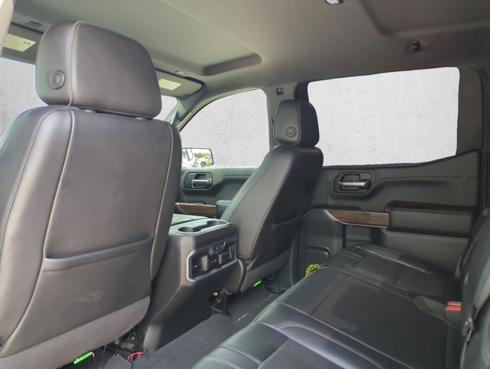 2019 Chevrolet Silverado 1500 Crew Cab Standard Box 4-Wheel Drive High Country