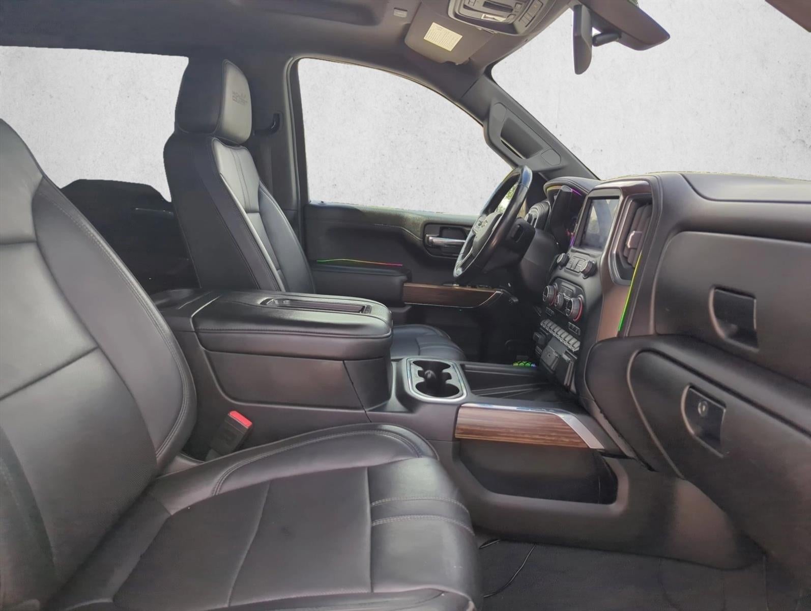 2019 Chevrolet Silverado 1500 Crew Cab Standard Box 4-Wheel Drive High Country