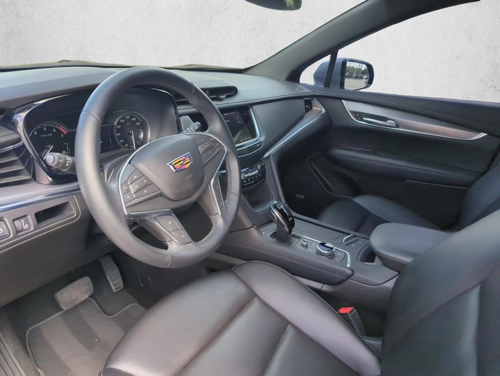 2025 Cadillac XT5 FWD 4dr Luxury