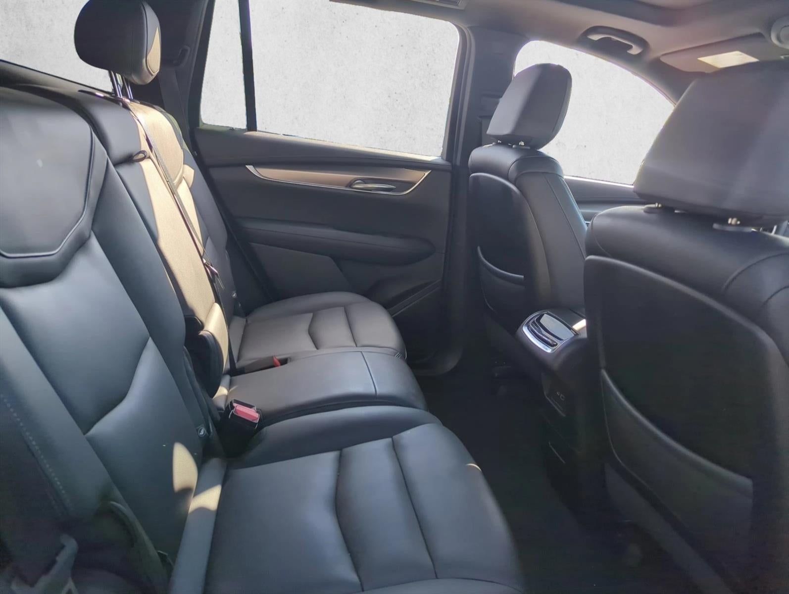 2023 Cadillac XT6 FWD 4dr Luxury