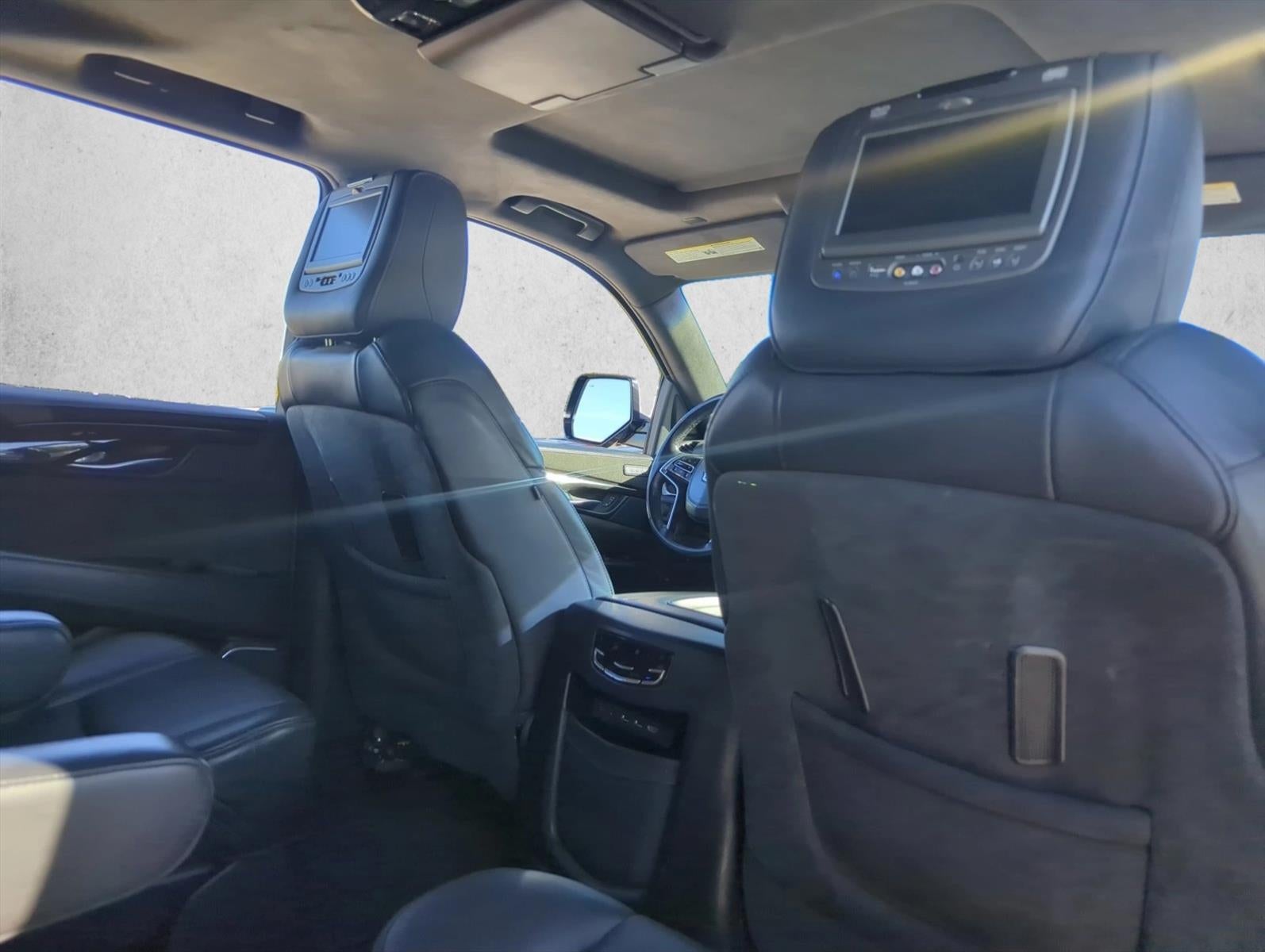 2018 Cadillac Escalade RWD Platinum