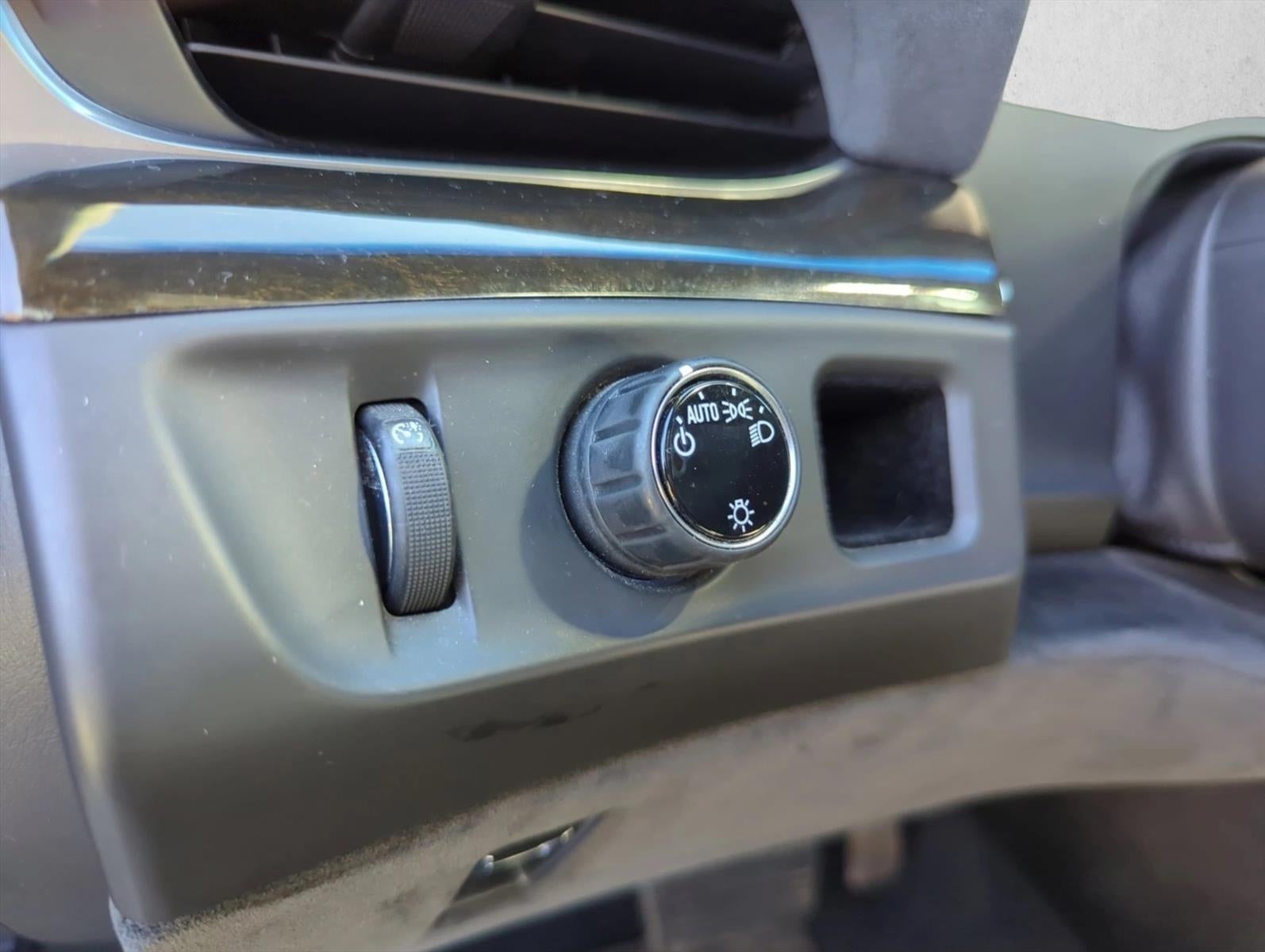 2018 Cadillac Escalade RWD Platinum