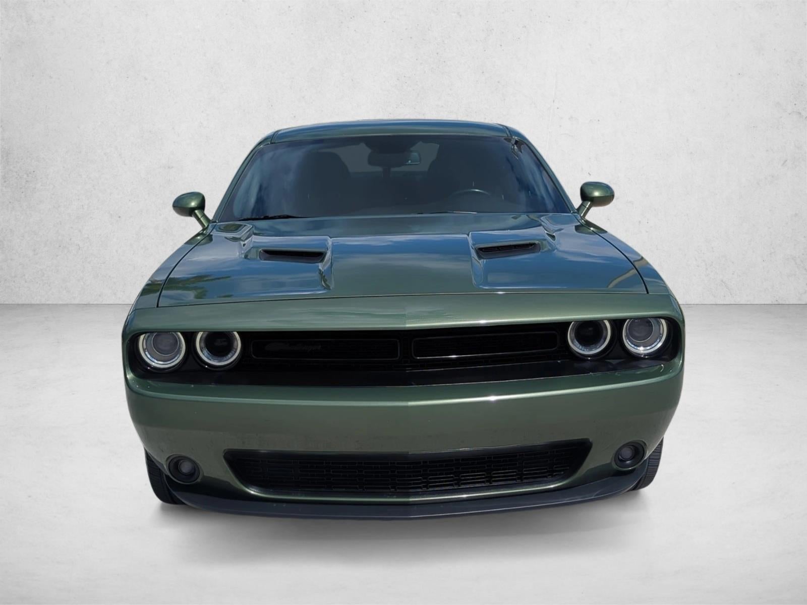 2022 Dodge Challenger SXT RWD