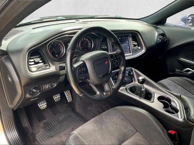 2017 Dodge Challenger 392 Hemi Scat Pack Shaker Coupe