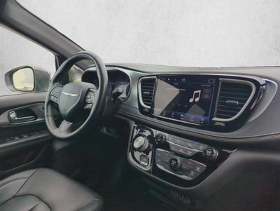 2021 Chrysler Pacifica Touring L FWD