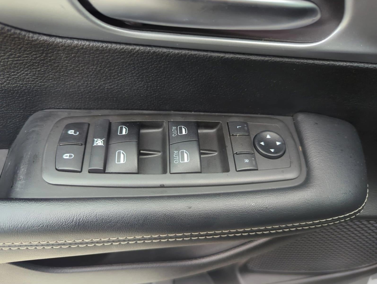 2021 Chrysler Pacifica Touring L FWD