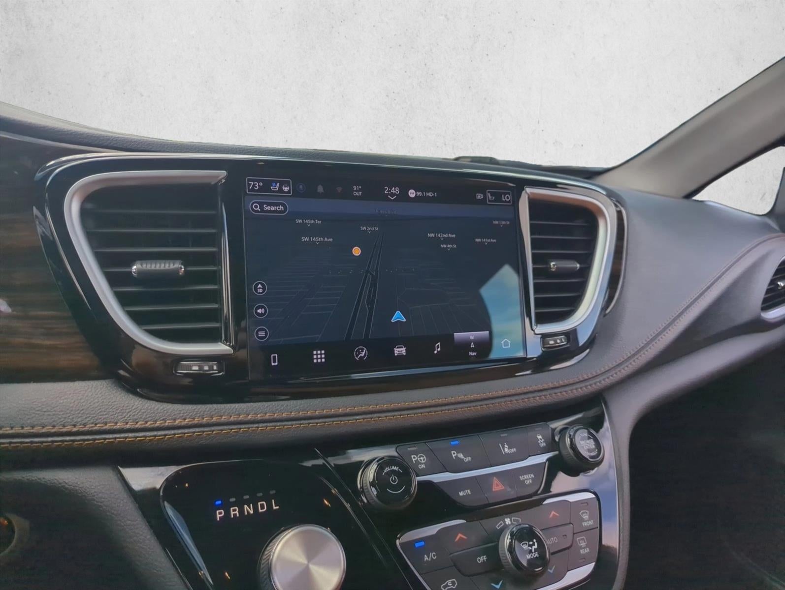 2021 Chrysler Pacifica Hybrid Pinnacle