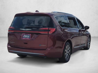 2021 Chrysler Pacifica Hybrid Pinnacle
