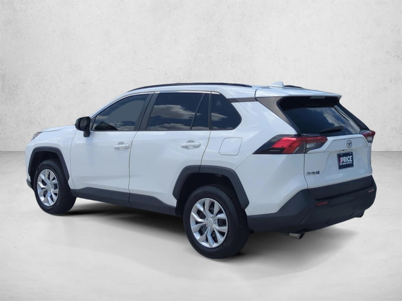 2019 Toyota RAV4 LE FWD (GS)