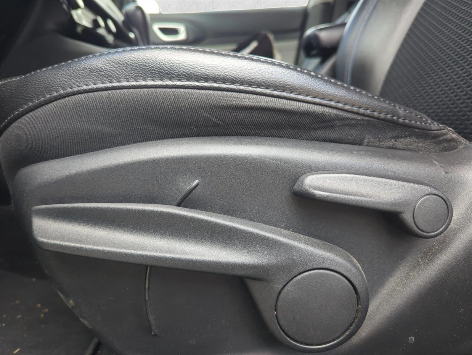 2022 Jeep Compass Latitude FWD