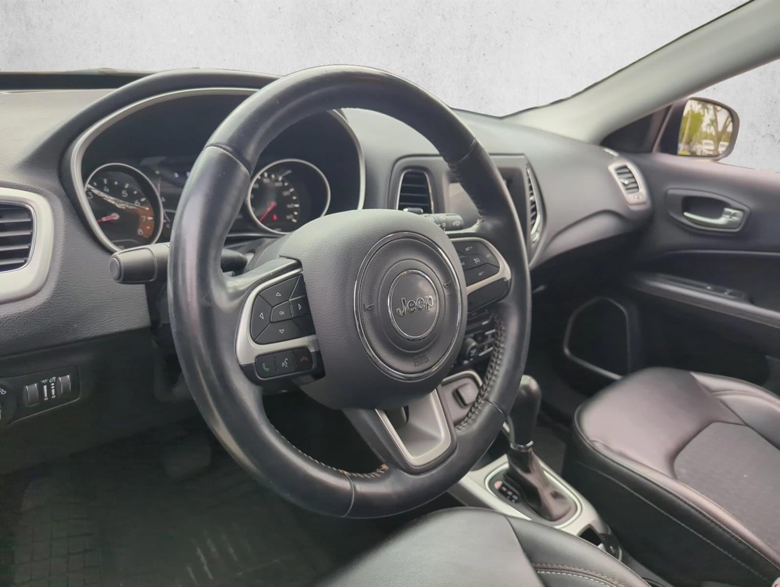 2019 Jeep Compass Latitude FWD