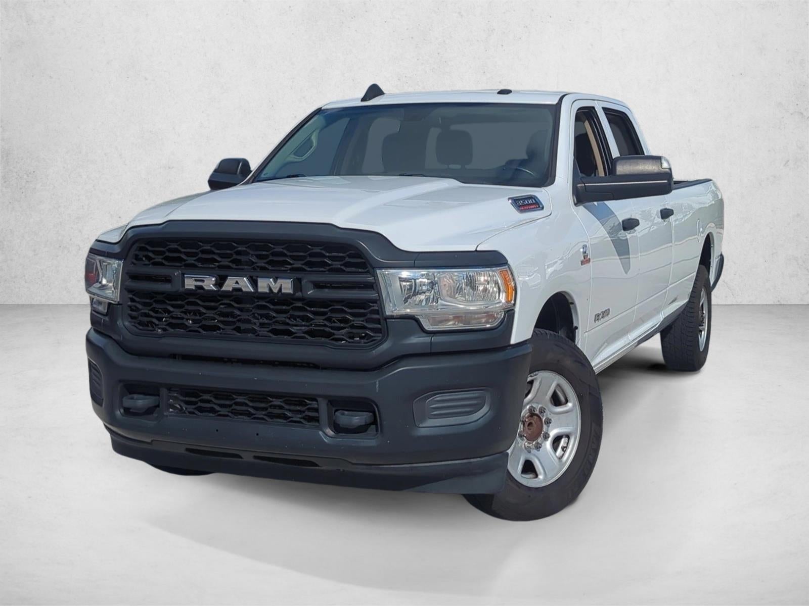 2019 RAM 3500 Tradesman 4x2 Crew Cab 8' Box