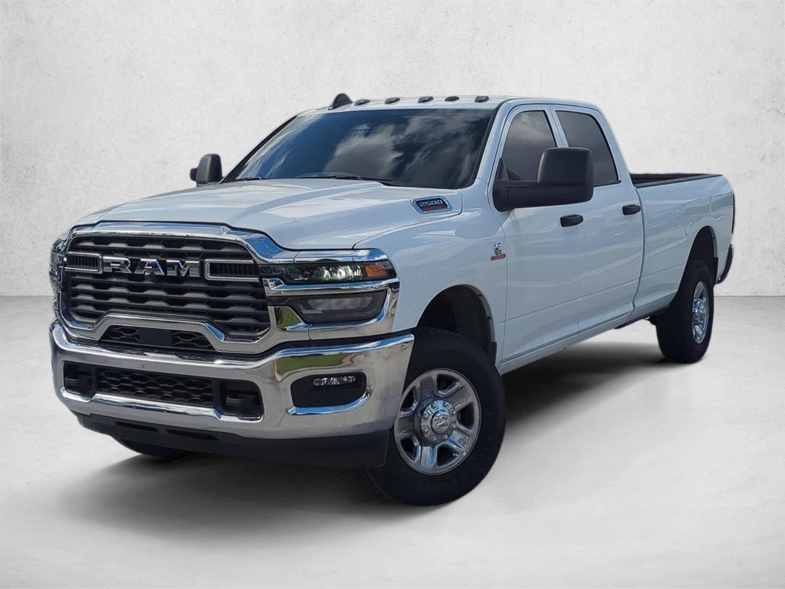 2025 RAM 2500 Tradesman 4x4 Crew Cab 8' Box