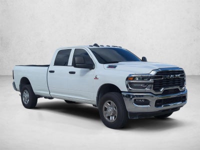 2025 RAM 2500 Tradesman 4x4 Crew Cab 8' Box