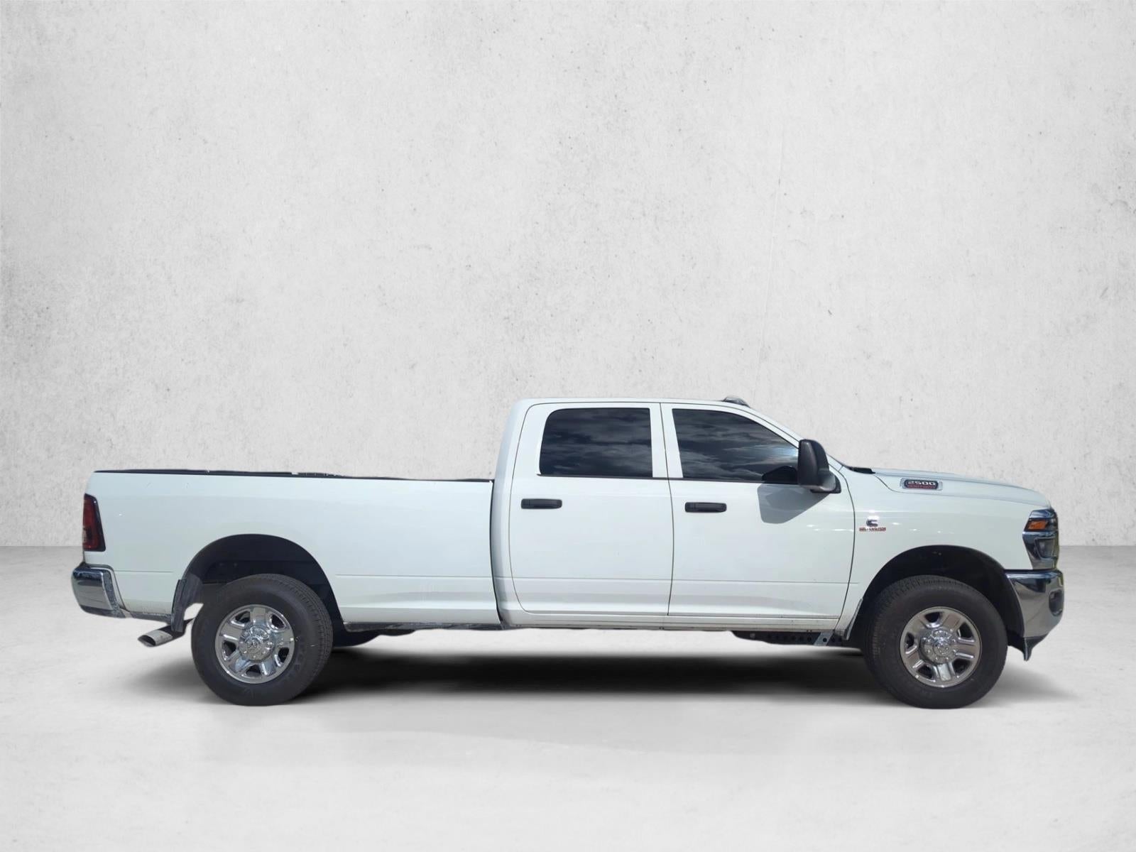 2025 RAM 2500 Tradesman 4x4 Crew Cab 8' Box