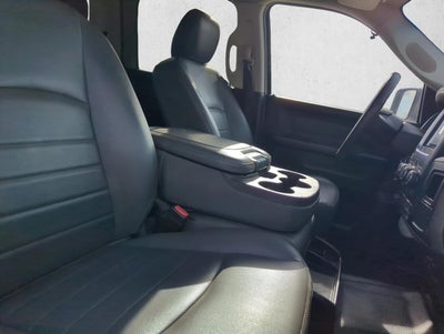 2019 RAM 1500 Classic Tradesman 4x4 Crew Cab 5'7" Box
