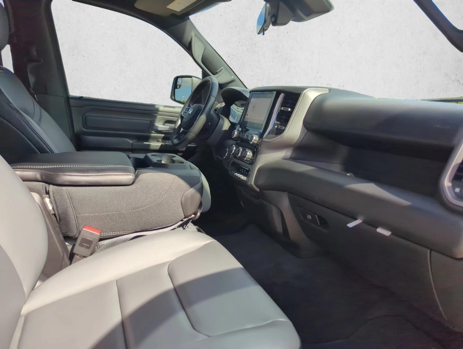 2026 RAM 1500 Tradesman 4x2 Crew Cab 5'7" Box